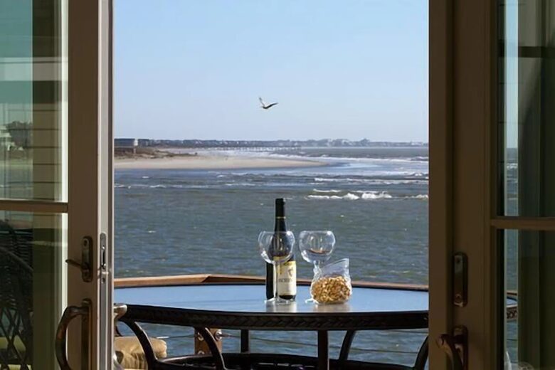 Luxury Sullivan's Island Oceanfront Retreat | With Private Pool and Game Room - Sullivans Island, South Carolina