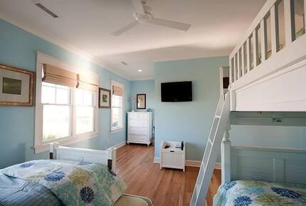 Luxury Sullivan's Island Oceanfront Retreat | With Private Pool and Game Room - Sullivans Island, South Carolina