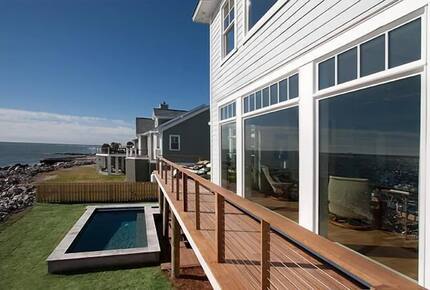 Luxury Sullivan's Island Oceanfront Retreat | With Private Pool and Game Room - Sullivans Island, South Carolina