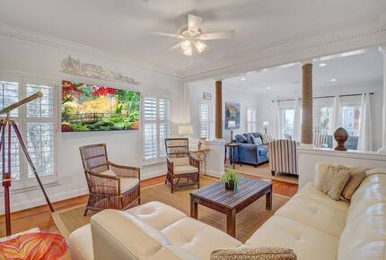 Endless Summer | With Huge Pool & Spa - Isle of Palms, South Carolina