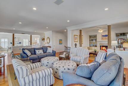 Endless Summer | With Huge Pool & Spa - Isle of Palms, South Carolina