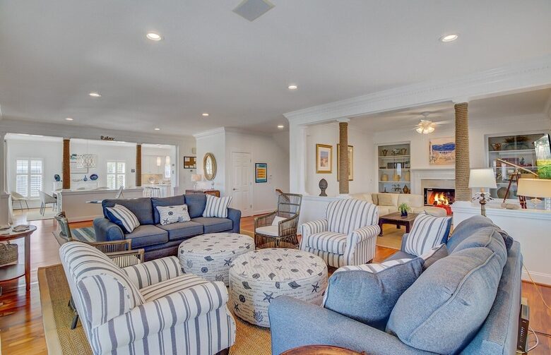 Endless Summer | With Huge Pool & Spa - Isle of Palms, South Carolina