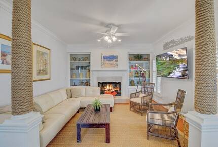 Endless Summer | With Huge Pool & Spa - Isle of Palms, South Carolina