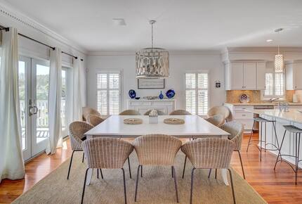 Endless Summer | With Huge Pool & Spa - Isle of Palms, South Carolina