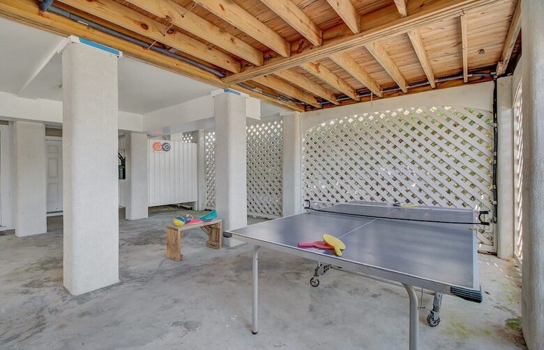 Endless Summer | With Huge Pool & Spa - Isle of Palms, South Carolina