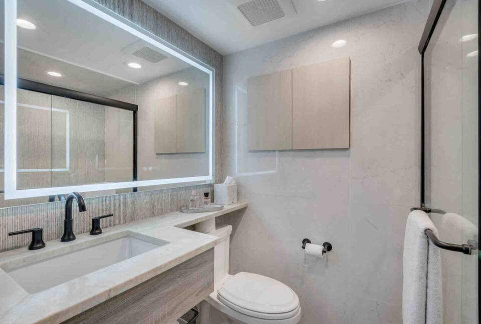 Chic Aspen Jewel Box by the Gondola - Aspen, Colorado