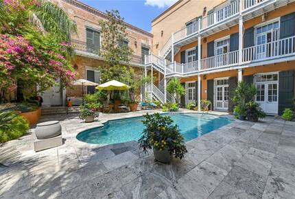"Vieux Carre" French Quarter Flat with Private Courtyard - New Orleans, Louisiana