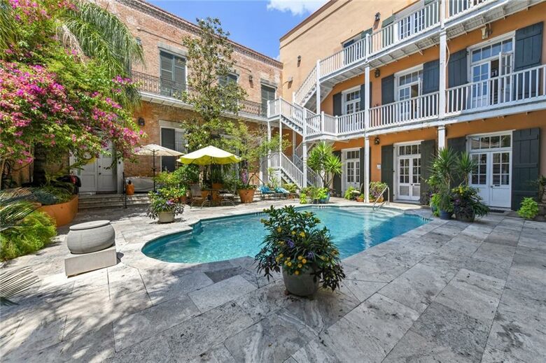 "Vieux Carre" French Quarter Flat with Private Courtyard - New Orleans, Louisiana