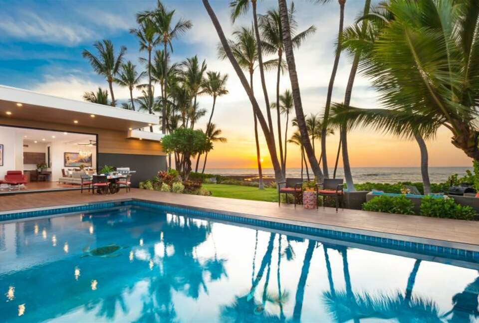 Malulani Villa | Oceanfront with Pool/Spa & Pickleball - Kamuela, Hawaii
