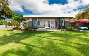 Malulani Villa | Oceanfront with Pool/Spa & Pickleball - Kamuela, Hawaii