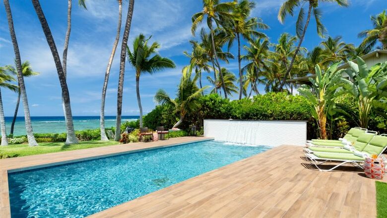 Malulani Villa | Oceanfront with Pool/Spa & Pickleball - Kamuela, Hawaii
