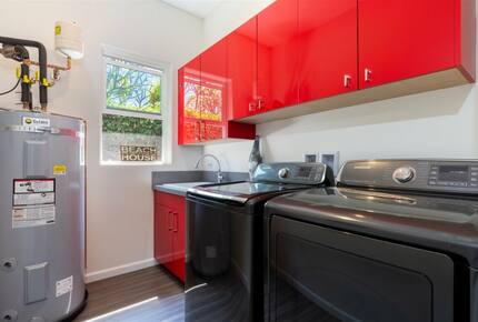 Malulani Villa | Oceanfront with Pool/Spa & Pickleball - Kamuela, Hawaii