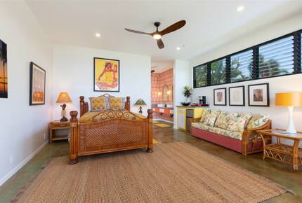 Malulani Villa | Oceanfront with Pool/Spa & Pickleball - Kamuela, Hawaii