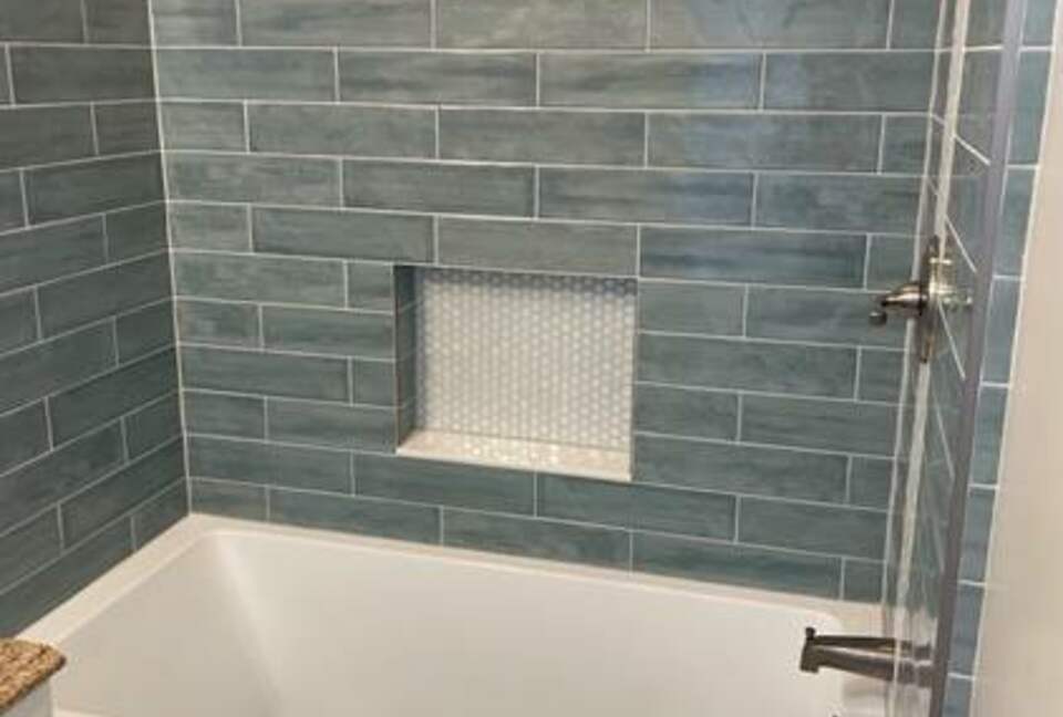 Upstairs Bathroom with Soaking Tub and Shower