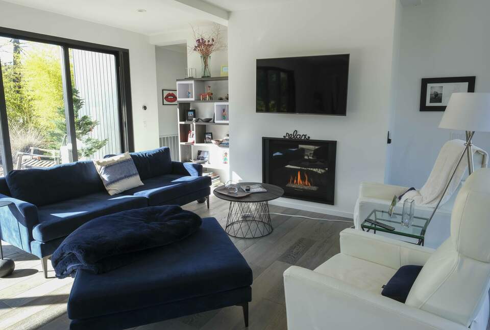 Sonoma Valley Modern Retreat - Kenwood, California