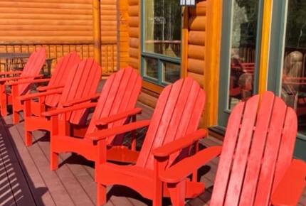 All-American Mountain Ski House | With a hot tub, wrap around deck, and panoramic views! - Madison, New Hampshire