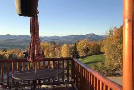 All-American Mountain Ski House | With a hot tub, wrap around deck, and panoramic views! - Madison, New Hampshire