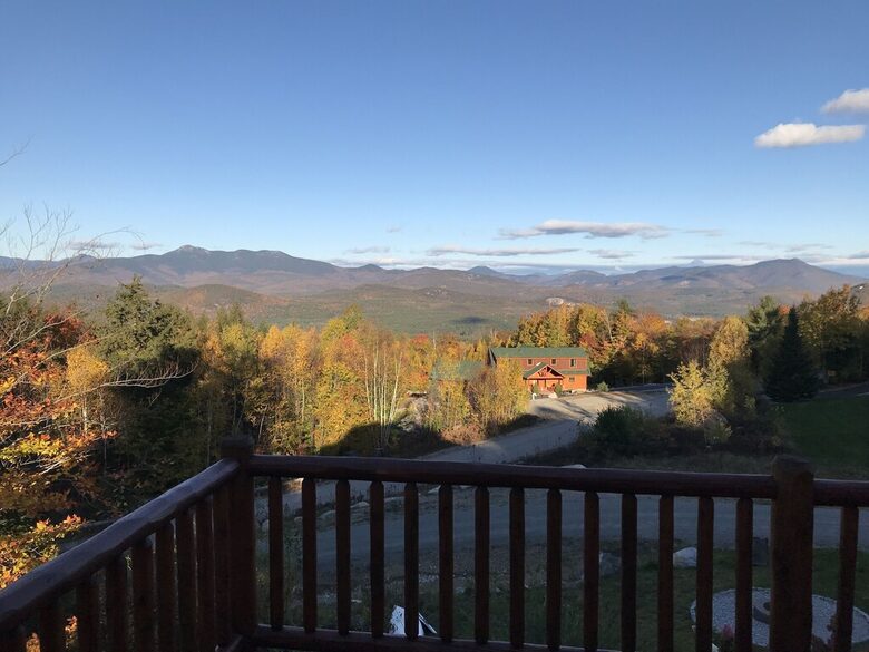 All-American Mountain Ski House | With a hot tub, wrap around deck, and panoramic views! - Madison, New Hampshire