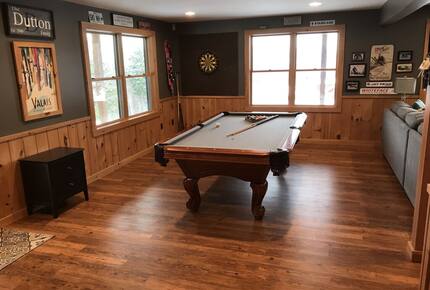 All-American Mountain Ski House | With a hot tub, wrap around deck, and panoramic views! - Madison, New Hampshire