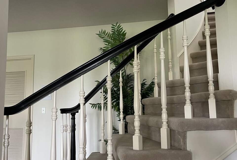 Omaha Retreat on 1 Acre - Available for College World Series CWS! - Omaha, Nebraska