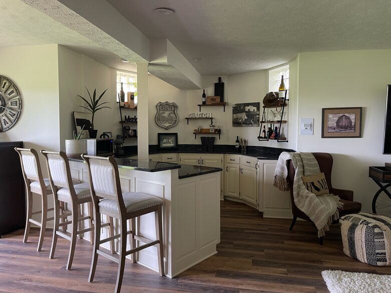 Omaha Retreat on 1 Acre - Available for College World Series CWS! - Omaha, Nebraska