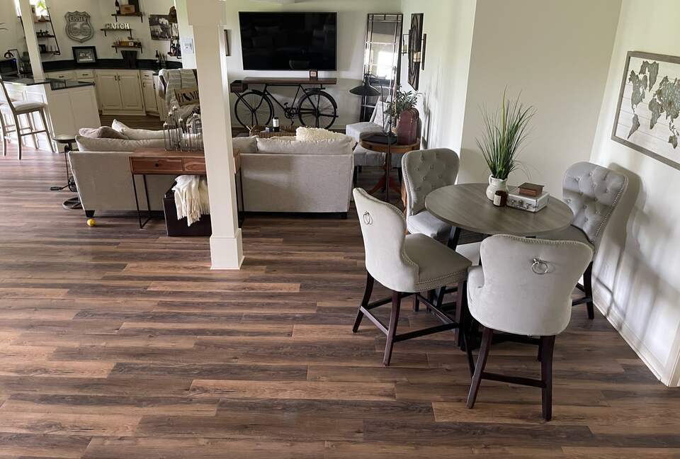 Omaha Retreat on 1 Acre - Available for College World Series CWS! - Omaha, Nebraska