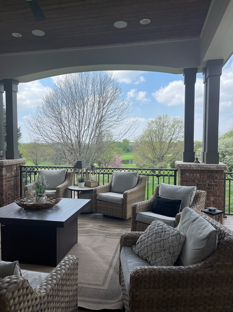 Omaha Retreat on 1 Acre - Available for College World Series CWS! - Omaha, Nebraska