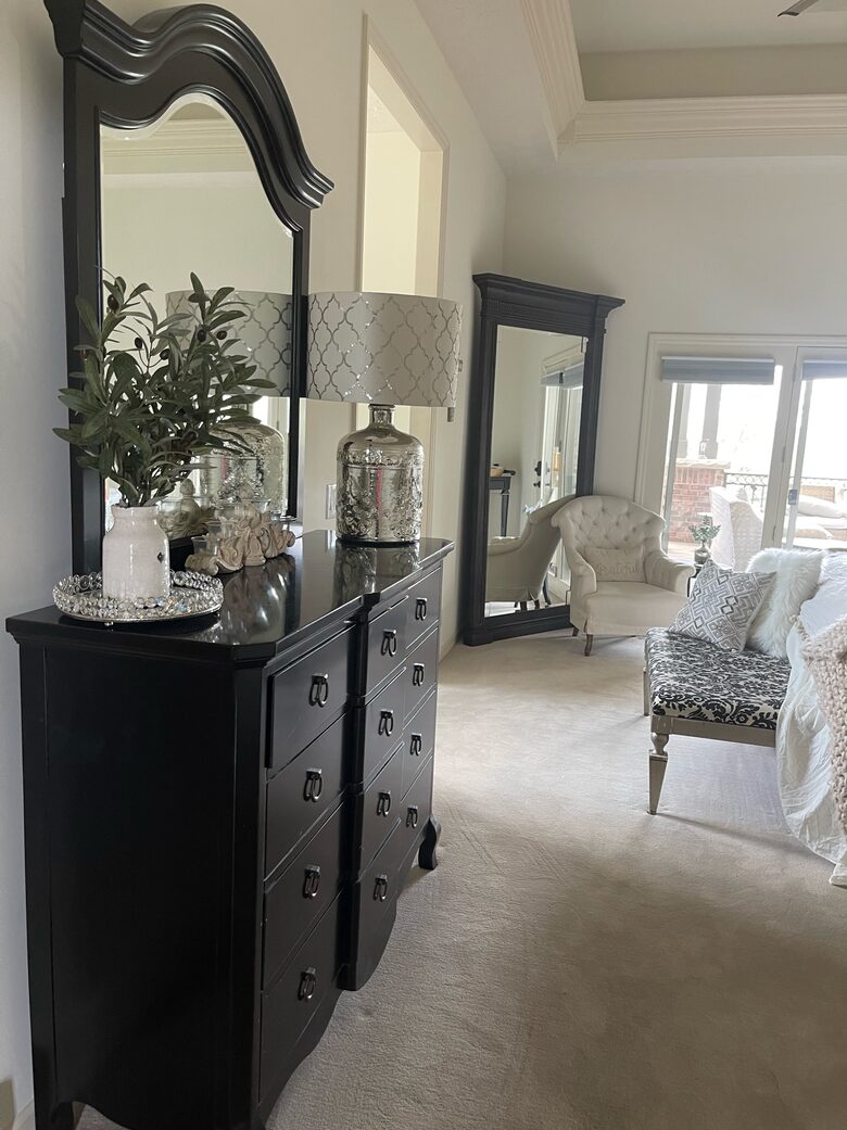 Omaha Retreat on 1 Acre - Available for College World Series CWS! - Omaha, Nebraska