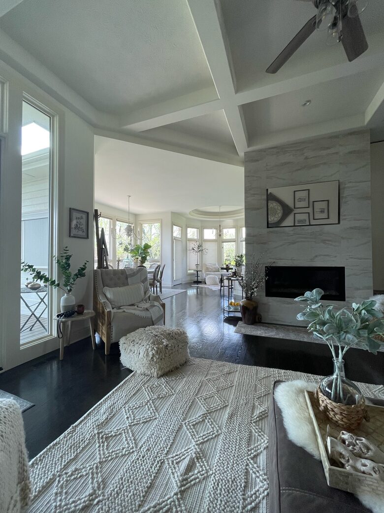 Omaha Retreat on 1 Acre - Available for College World Series CWS! - Omaha, Nebraska