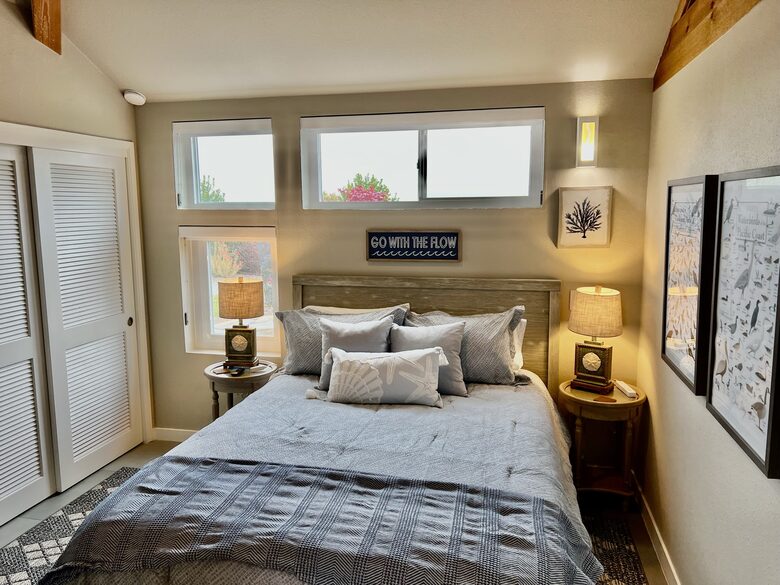 Downstairs bedroom with queen bed