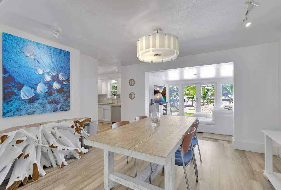 Beach Cottage Waterfront Gem - Fort Lauderdale, Florida
