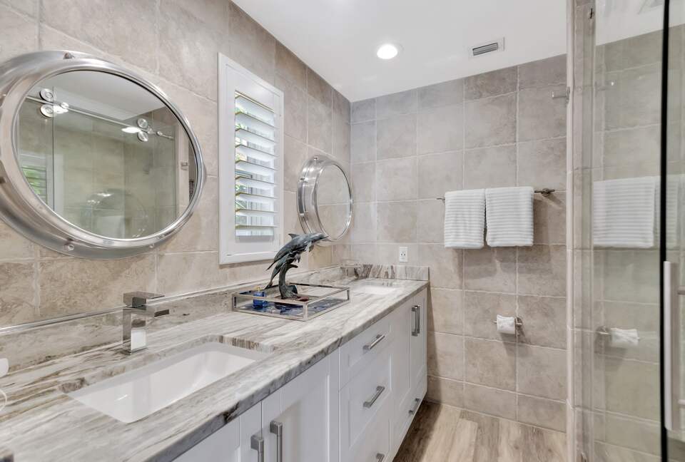 Beach Cottage Waterfront Gem - Fort Lauderdale, Florida