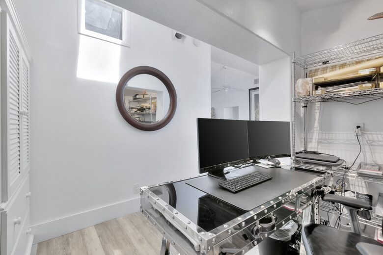 Beach Cottage Waterfront Gem - Fort Lauderdale, Florida