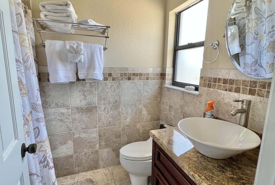 Small master full bathroom