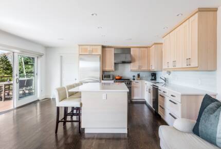 Hamptons - Montauk Luxury Modern Oasis, Walking Distance to Private Beach - Montauk, New York