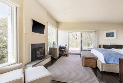 Hamptons - Montauk Luxury Modern Oasis, Walking Distance to Private Beach - Montauk, New York