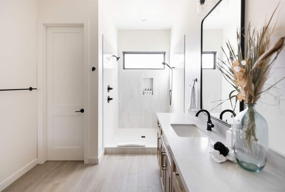 The Palmly | With a Heated Pool, Hot tub, Fire Pit, Close to Old Town! - Scottsdale, Arizona