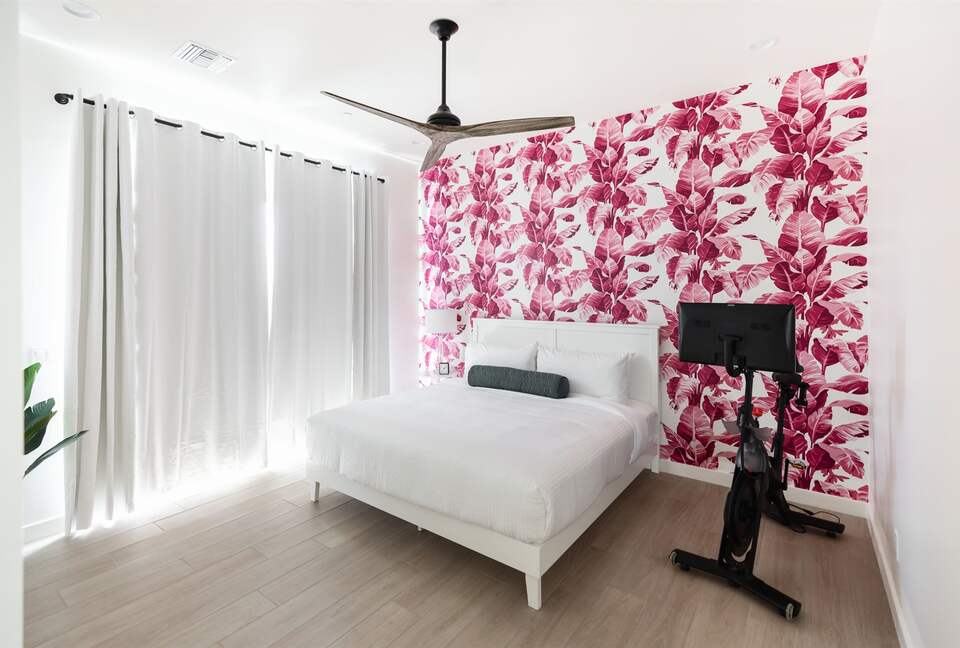 The Palmly | With a Heated Pool, Hot tub, Fire Pit, Close to Old Town! - Scottsdale, Arizona