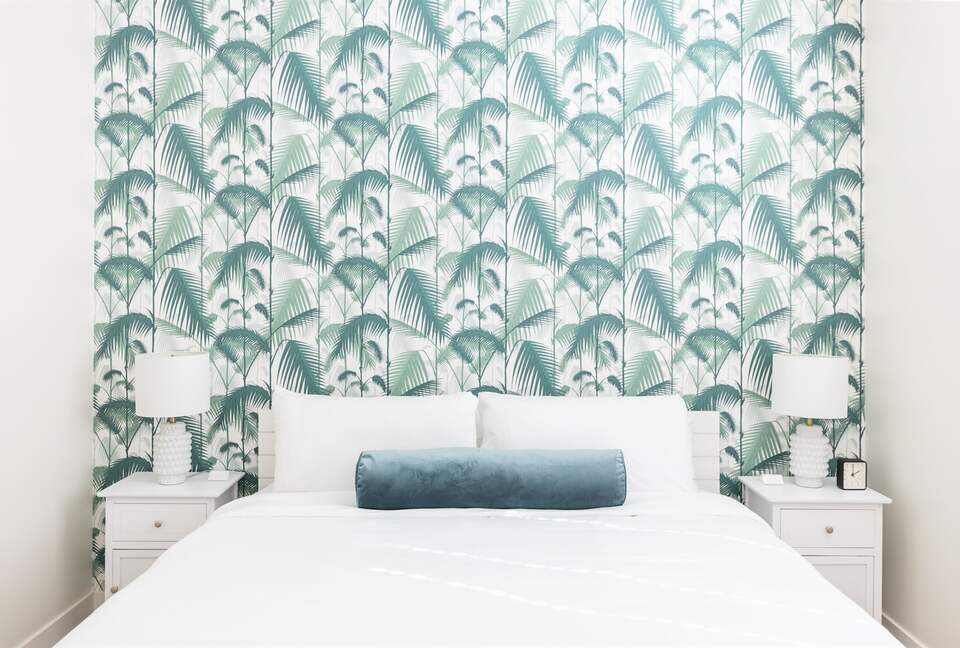 The Palmly | With a Heated Pool, Hot tub, Fire Pit, Close to Old Town! - Scottsdale, Arizona