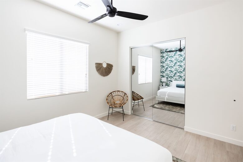 The Palmly | With a Heated Pool, Hot tub, Fire Pit, Close to Old Town! - Scottsdale, Arizona