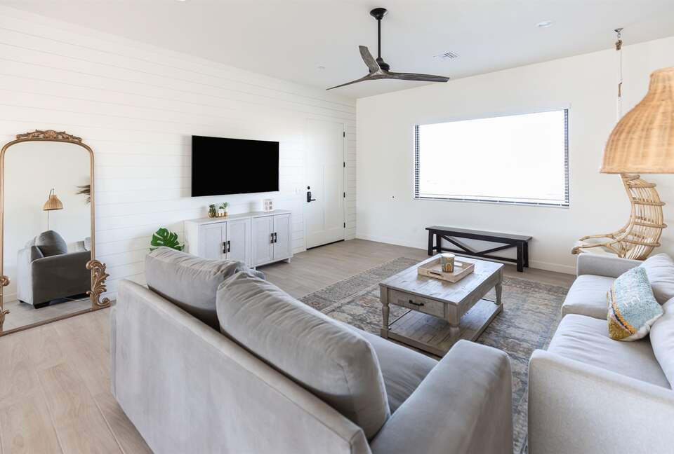 The Palmly | With a Heated Pool, Hot tub, Fire Pit, Close to Old Town! - Scottsdale, Arizona