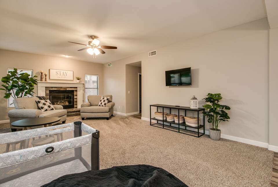 Gilbert Getaway | With Pool, Hot Tub & Game Room! - Gilbert, Arizona