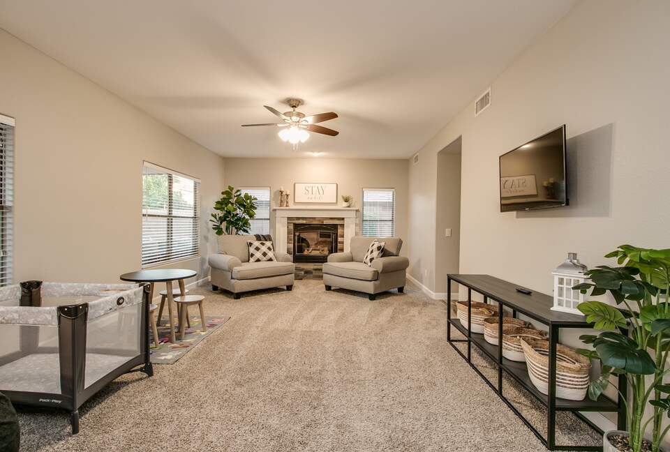 Gilbert Getaway | With Pool, Hot Tub & Game Room! - Gilbert, Arizona