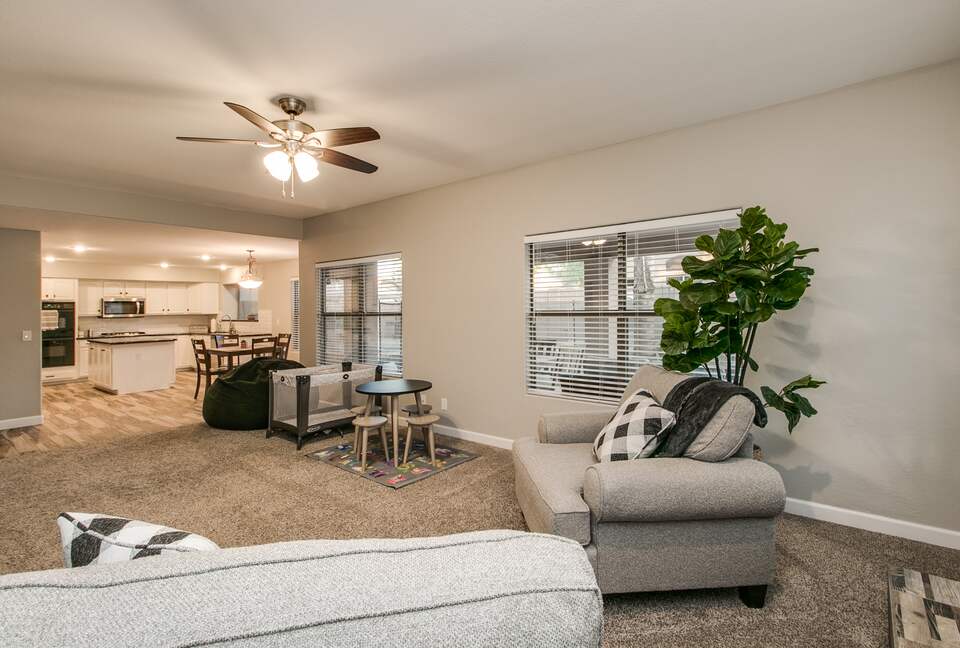 Gilbert Getaway | With Pool, Hot Tub & Game Room! - Gilbert, Arizona