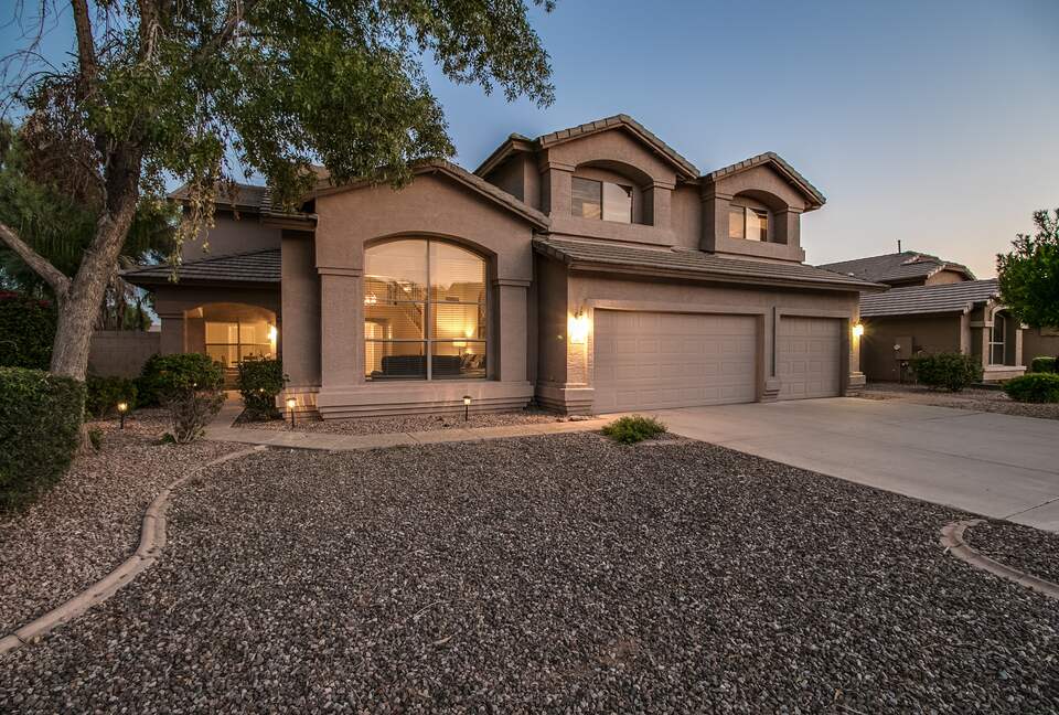Gilbert Getaway | With Pool, Hot Tub & Game Room! - Gilbert, Arizona