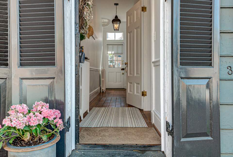 Historic 1808 Alexandria Home - Alexandria, Virginia