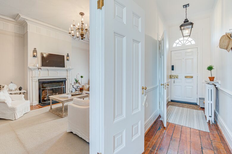 Historic 1808 Alexandria Home - Alexandria, Virginia