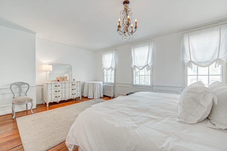 Historic 1808 Alexandria Home - Alexandria, Virginia