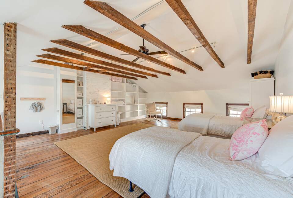 Historic 1808 Alexandria Home - Alexandria, Virginia