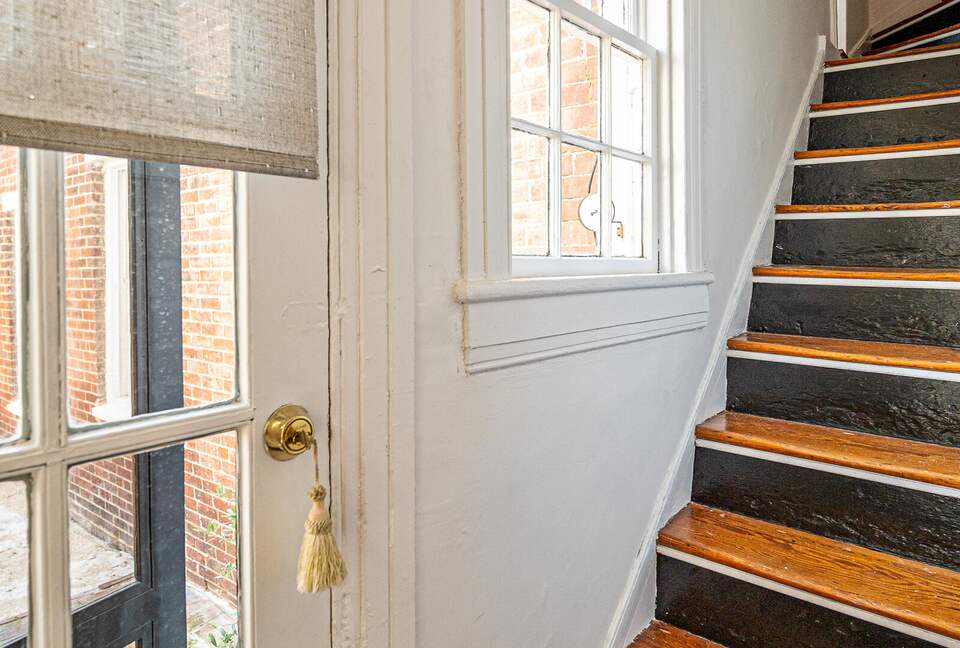 Historic 1808 Alexandria Home - Alexandria, Virginia